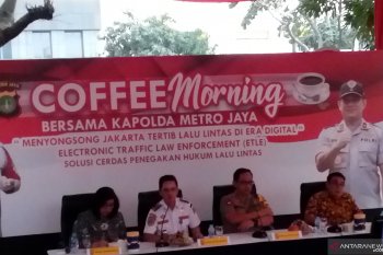 Kapolda Metro menerapkan tilang elektronik untuk ubah perilaku warga