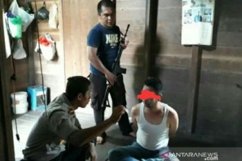 Polisi ringkus  Kepala Desa  isap sabu