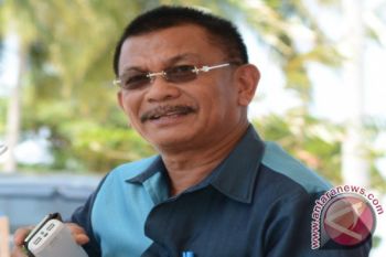Bupati Parimo minta pejabat baru dilantik kejar Adipura