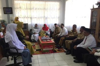 Mengantar mimpi Emilia Silvia Nabila
