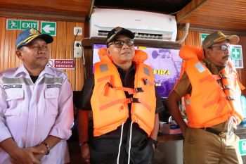 Mamuju terima bantuan kapal wisata dari Dirjen Hubla