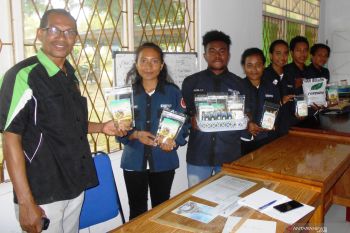 Sembilan mahasiswa UNIPA praktik pengelolaan hutan di Biak Numfor