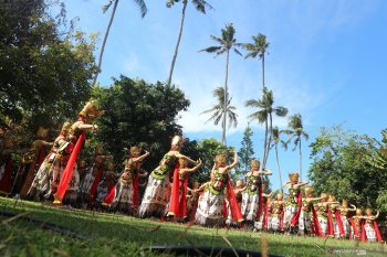 Kongres V PDI Perjuangan  dimeriahkan pagelaran budaya