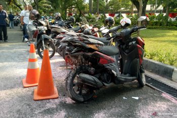 Satu Unit motor meledak di Kementerian Luar Negeri