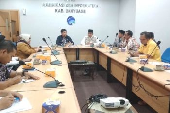 Banyuasin targetkan pendapatan retribusi tower  Rp1 miliar