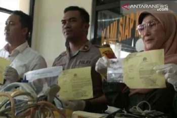 Empat orang diamankan dari klinik praktik aborsi di Tambun