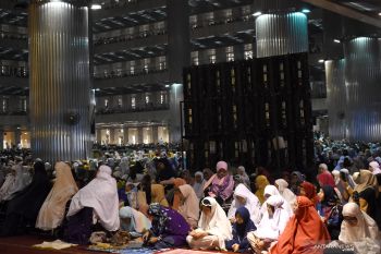 Ustad Yusuf Mansur  sebut anak-anak perlu ditempa kedisiplinan