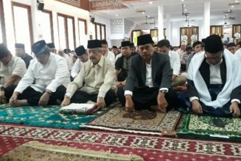 Jaksa Agung salat Idul Adha di Masjid Kejagung