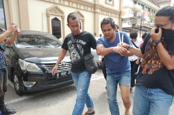 Sempat mencoba melarikan diri, tiga orang asal Aceh bawa 200 kg ganja dibekuk di Jambi