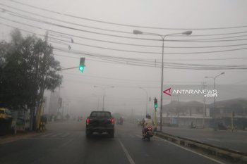 Di Pontianak murid TK dan siswa SD terpaksa diliburkan gara-gara kabut asap