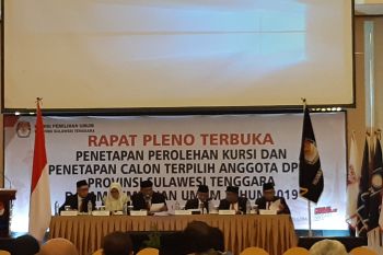 KPU Tetapkan 45 Anggota DPRD Sultra Terpilih Periode 2019-2024