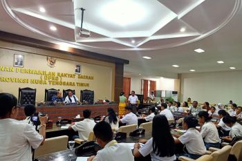 Golkar NTT gelar kegiatan Student goes to Parliament