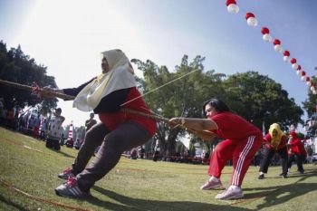 Lomba menyambut HUT RI