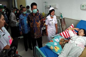 Bupati anjangsana ke RSUD dan ASN purnatugas