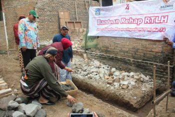 Pemkab Sleman gelar bakti sosial peringati HUT ke-74 RI
