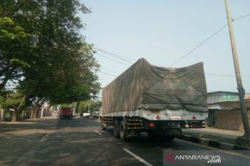 Bupati Batang wacanakan kendaraan berat lewat tol