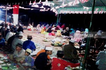 Warga Palangka Raya gelar syukuran dalam memperingati HUT RI