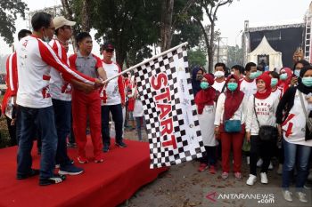 Jalan sehat BHUN semarakkan peringatan HUT ke-74 RI di Kalteng