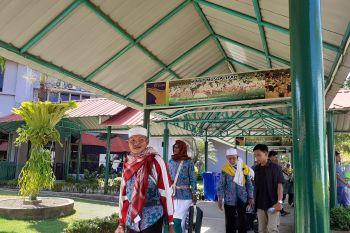 Jamaah Kloter 1 tiba di Batam