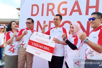 Ribuan warga Mataram memeriahkan HUT RI bersama BUMN
