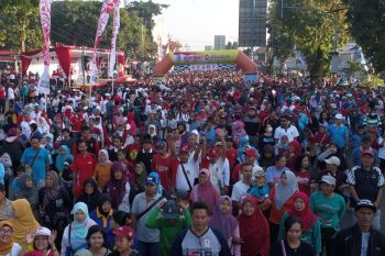 Wali kota: Jalan sehat untuk olahraga sekaligus promosi wisata