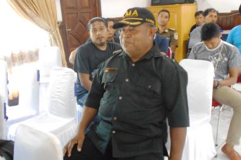 Tokoh adat mengimbau pemerintah jamin mahasiswa Papua kuliah di Jawa