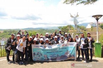 Peserta SMN-2019 Jawa Tengah Kunjungi Wisata Alam-Budaya Sulut