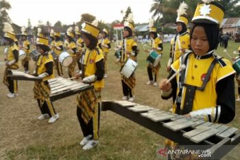 Dikbud Sultra bantu marching band dukung semangat belajar