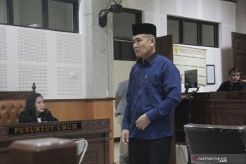 Pejabat Kanwil Kemenag NTB divonis empat tahun kurungan