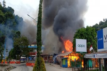 Aksi perusakan merembet ke Fakfak Papua Barat