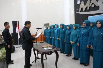 Pj Wali Kota Makassar lantik Pengurus TP PKK