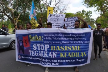 Mahasiswa Papua di Bali lakukan demo damai