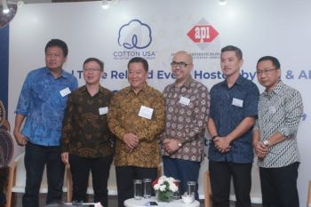 CCI berkomitmen mendukung industri batik Indonesia