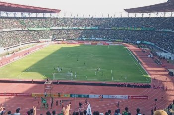 Persebaya diimbangi Persija 1-1