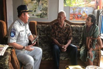 Ahli waris korban KM Santika Nusantara asal Klaten terima santunan
