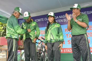 Bupati mengukuhkan kontingen Kabupaten Sleman untuk Porda XV DIY