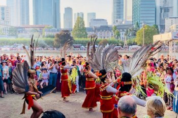 Budaya  Papua tampil di  Museum der Weltkulturen  Frankfurt