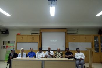 Tim dokter RSUP M. Hoesin Palembang pisahkan bayi kembar siam