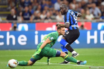 Inter gilas Lecce 4-0