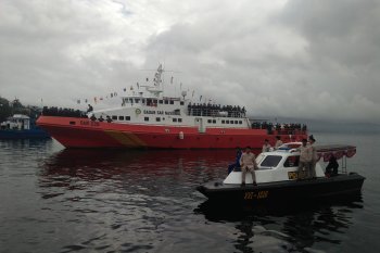 Pencarian ABK KM Mina Sejati dilanjutkan lewat udara