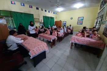 Jaksa kawal program seragam sekolah gratis Tanjungpinang