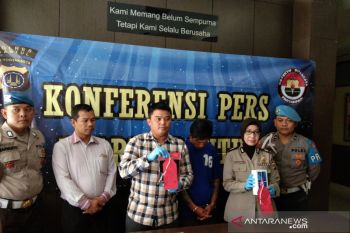 Polres Bantul menangkap pelaku pembobol konter handphone di Kasihan