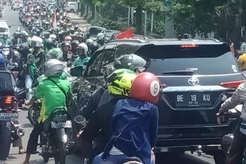 Pengemudi ojek daring Lampung gelar aksi demo