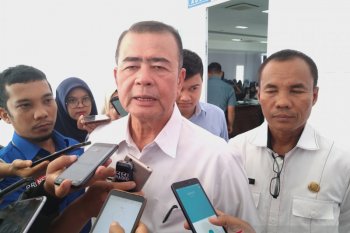 Perantau Minang di Papua kurangi aktivitas di luar rumah