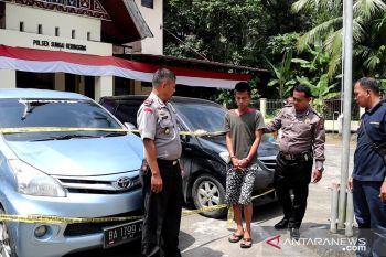 Diduga gelapkan dua unit mobil, Wilsuarman pasrah ditangkap Petugas Polsek Sungai Geringging