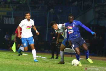 Arema ditahan imbang PSIS Semarang 1-1