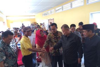 Pemprov Sumbar Bantu Alat Tangkap untuk Nelayan Singkarak