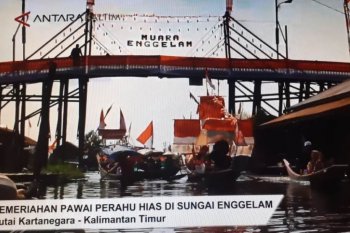 Puluhan Perahu Hias Meriahkan Kemerdekaan Indonesia