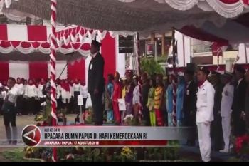 Upacara HUT RI pegawai BUMN,  SMN Sulsel,  dan Pembagian CSR