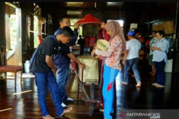 Antara TV - SMN Sulawesi Tenggara Kunjungi Rumah Adat Belitung